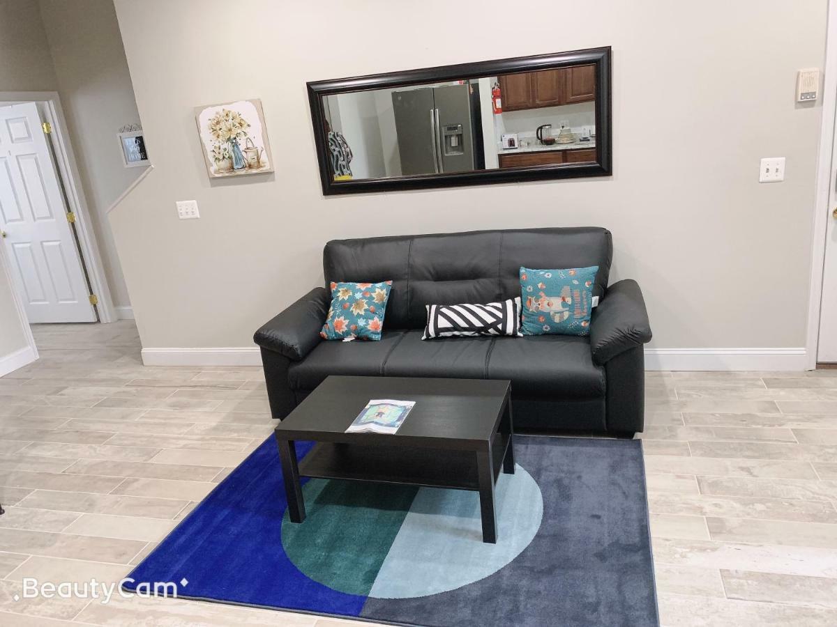 Beautiful Bedroom At Central בלטימור מראה חיצוני תמונה